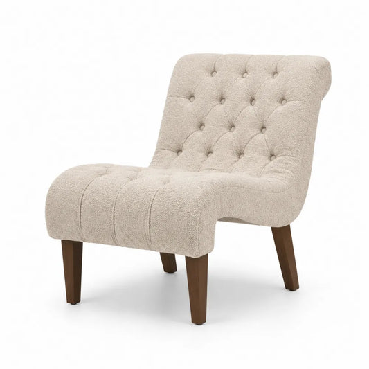 Poltrona in bouclé beige con gambe in legno